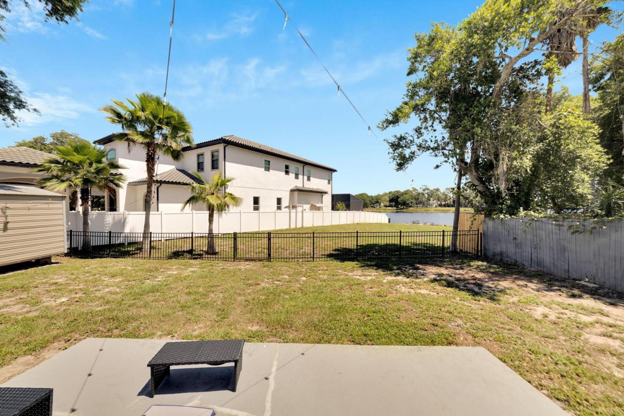 Lakefront Private Oasis In Tampa Bay Vila Exterior foto